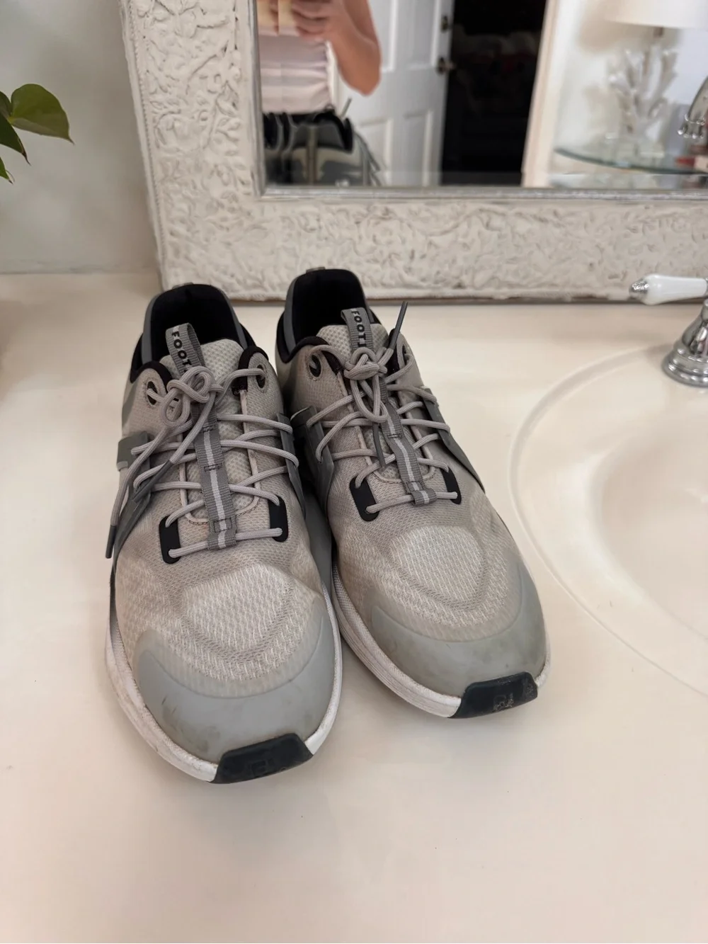 FootJoy HyperFlex Men’s Golf Shoes Gray White Spiked Wide Size 8W FJ